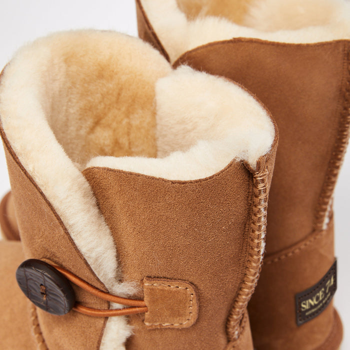 Women's Burleigh Button Mid Natural