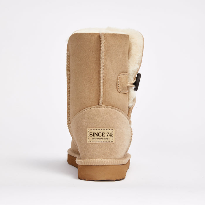 Women's Burleigh Button Mid Natural