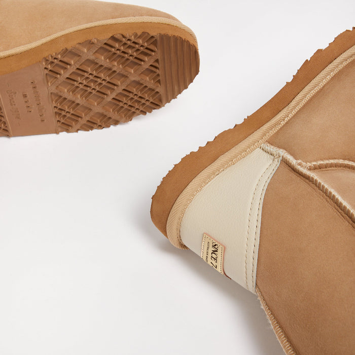 Women's Classic Mid Monogram