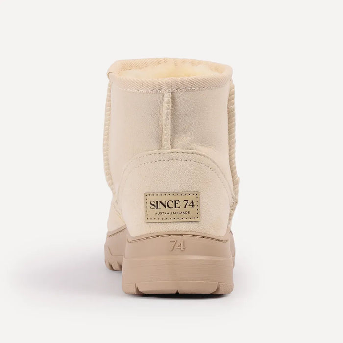 Women's Rugged Outdoor Mini