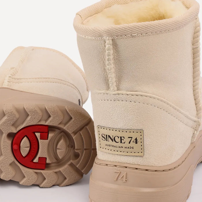 Women's Rugged Outdoor Mini